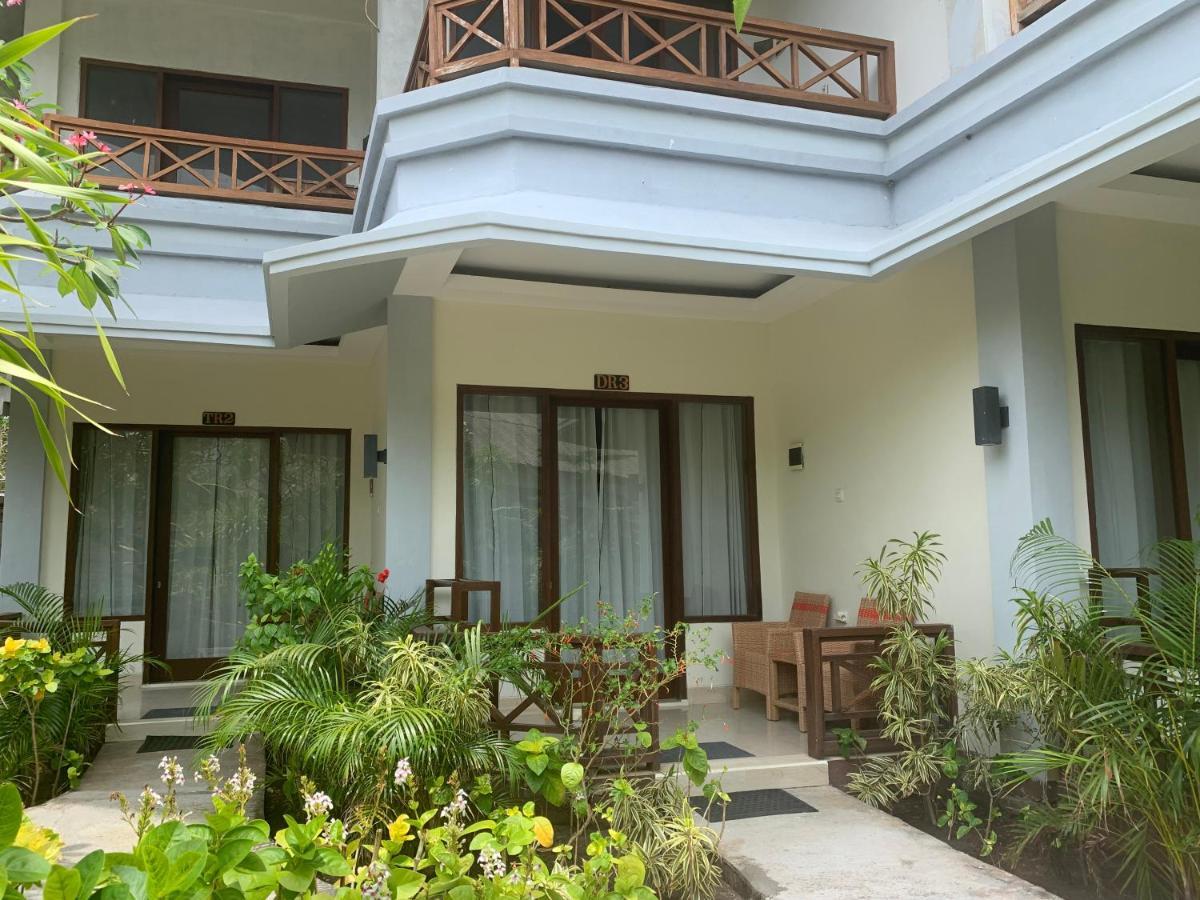 Coral Beach 2 Bungalow Gili Trawangan Esterno foto
