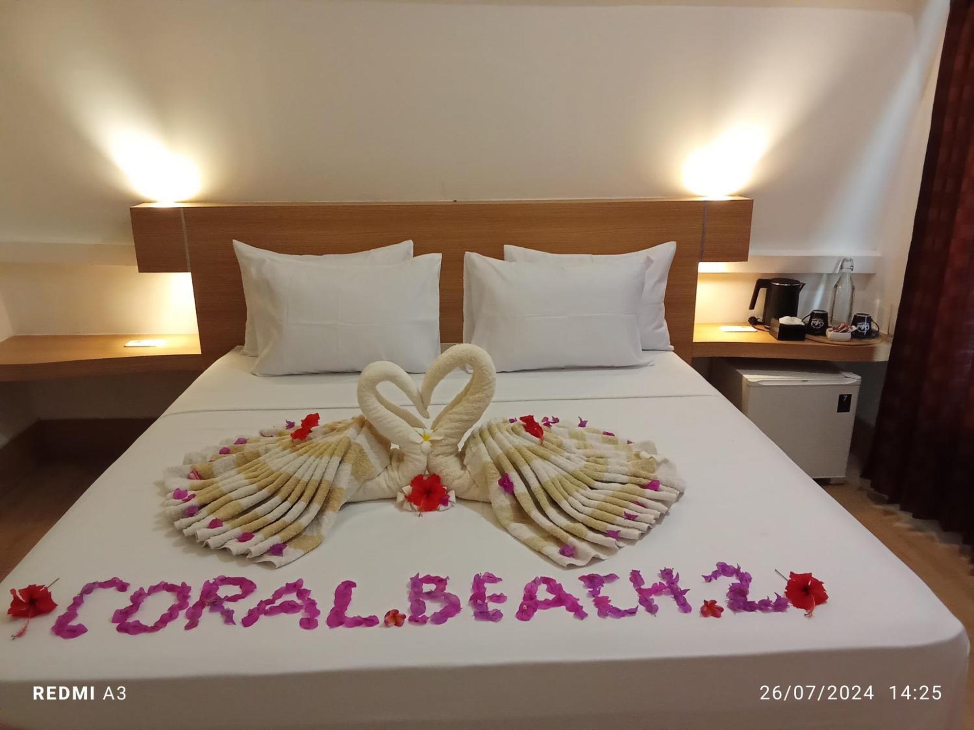 Coral Beach 2 Bungalow Gili Trawangan Esterno foto