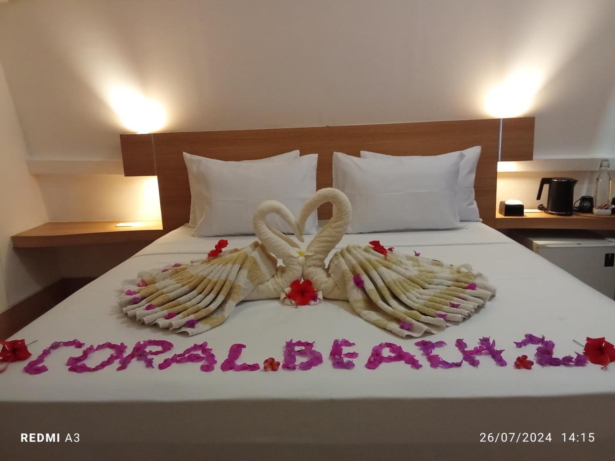 Coral Beach 2 Bungalow Gili Trawangan Esterno foto